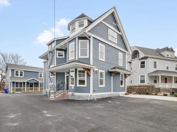 66-66-66R Stanley St, Dorchester, MA 02125