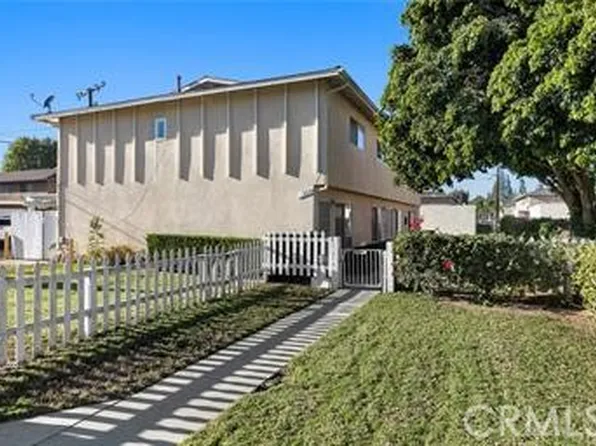 928 N Vicentia Ave APT C, Corona, CA 92878