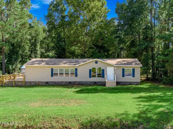 5612 Deerfield Place NE, Winnabow, NC 28479