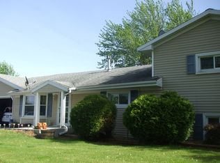 15991 E 300 North Rd, Heyworth, IL 61745