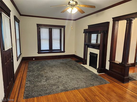 3rd image of 3877 W 34th St