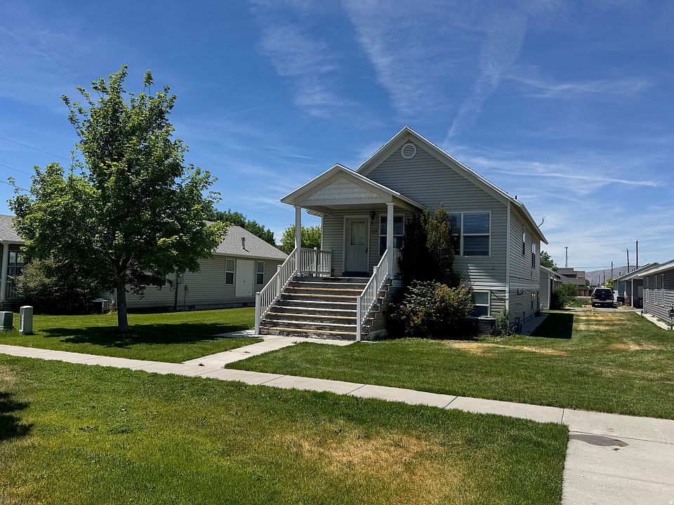 1st image of 327 N 270 W