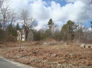 83 Pelham Rd, Pelham, NH 03076