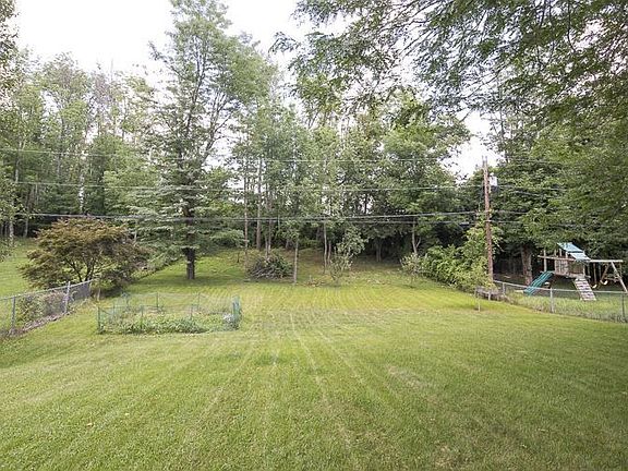 5th image of 8486 Pheasant Dr