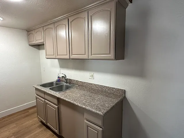 9507 Cody Way — Photo 5