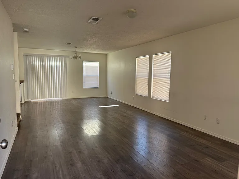 12508 Alps Way NE — Photo 2