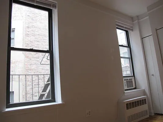 Rented by Metropolis Real Estate of Manhattan | media 5