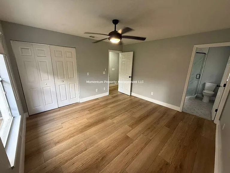 6409 N 41st St — Photo 12