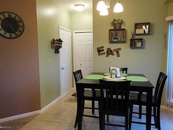 4th image of 4908 Green Ct