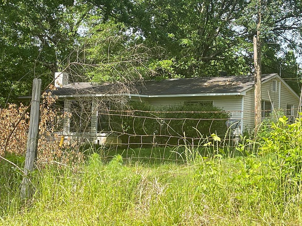 2nd image of 170 Hall Rd