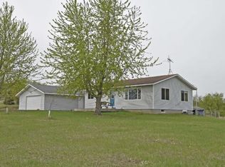 4919 River Ridge Dr NW, Cambridge, MN 55008
