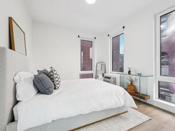 328 Pacific Avenue image 43 of 85