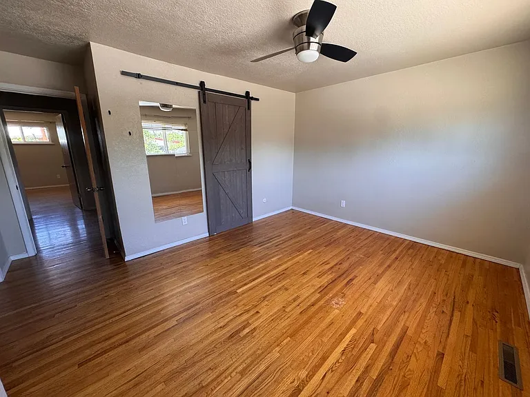 10211 Blume St NE — Photo 12