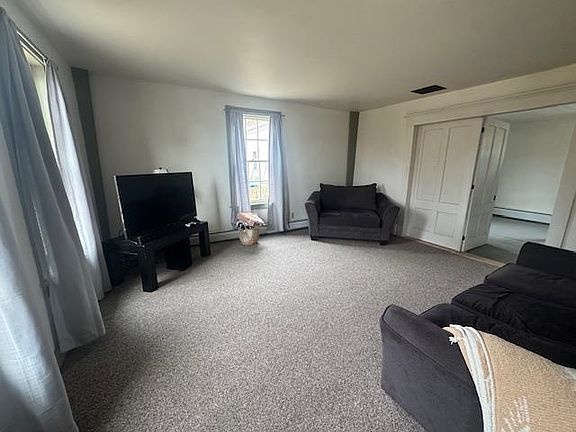 3rd image of 125 Grapevine Rd
