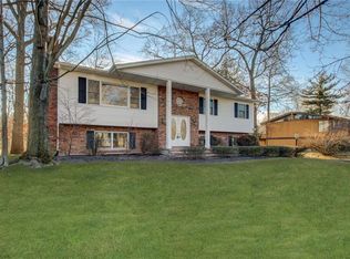 32 Tamar Dr, Valley Cottage, NY 10989