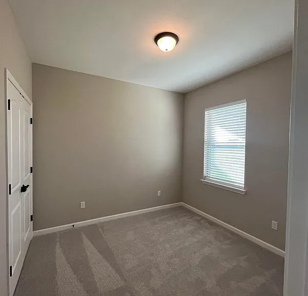 205 River Mill Dr — Photo 8