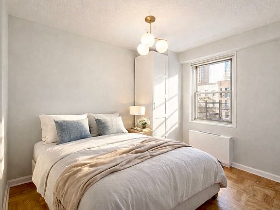 4th image of 300 E 40th St APT 3S
