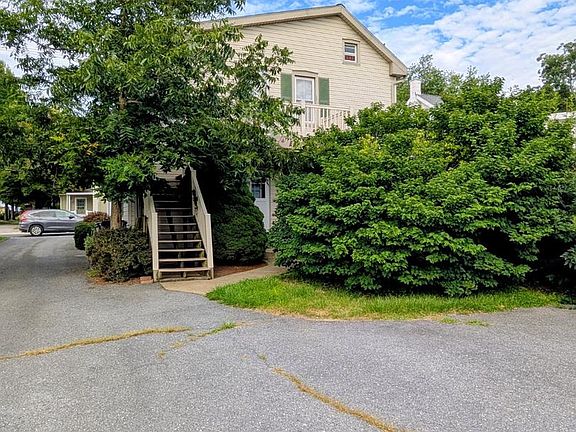 2nd image of 33 Queen Rd