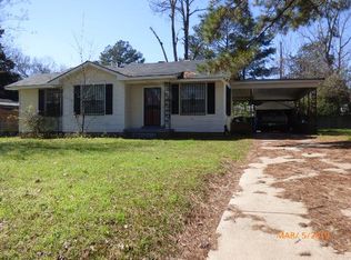1408 Eastwood Rd, Natchez, MS 39120