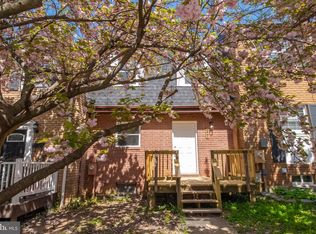27 Cornbury Ct, Owings Mills, MD 21117