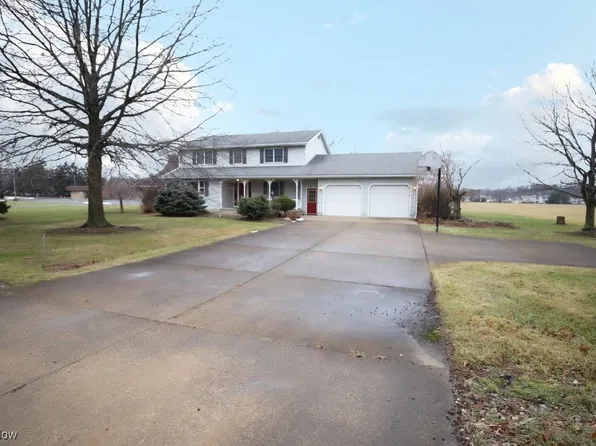 500 N Lake St, Amherst, OH 44001