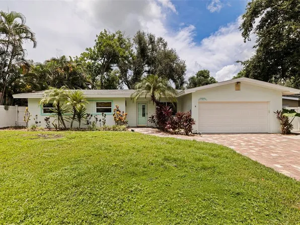 13555 Croft Dr N, Largo, FL 33774