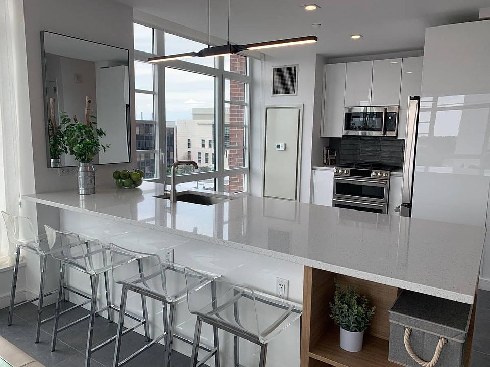 1st image of 192 2nd St #2F