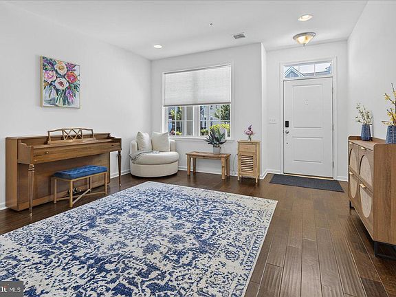 2nd image of 33 Tucker Way