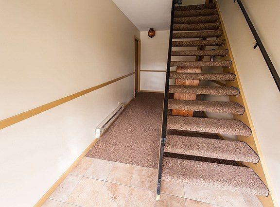 2nd image of 503 S Minerva Ave #503