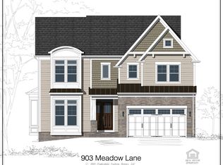 903 Meadow Ln SW, Vienna, VA 22180