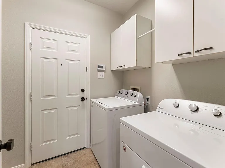 150 W Bristol Oak Cir — Photo 27