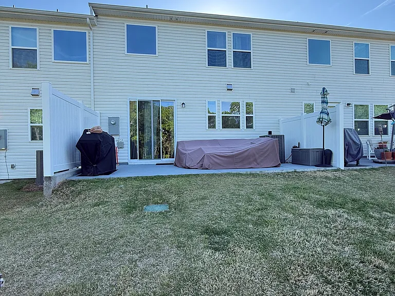 14528 Tamarack Dr — Photo 9
