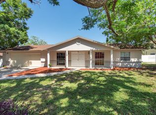 1109 Seffner Valrico Rd, Valrico, FL 33594