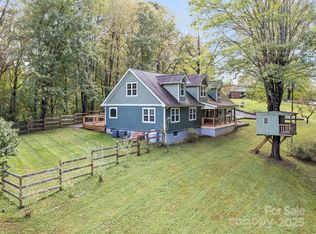 364 Lee St, Sylva, NC 28779