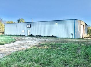 966 NW 50th Hwy, Centerview, MO 64019