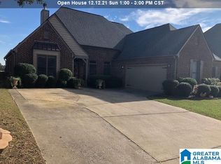 4320 Pine Valley Dr, Bessemer, AL 35022