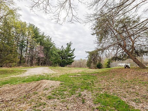 2nd image of 3757 E Stipp Rd