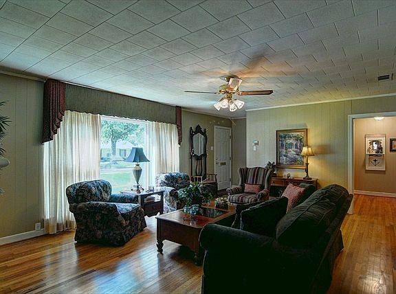5th image of 3105 Cumberland Ave