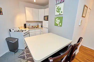 Rented by Genik Group Corp