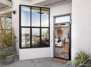 2048 13th Ave W UNIT 3, Seattle, WA 98119