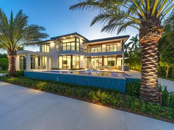 24 Fiesta Way, Fort Lauderdale, FL 33301