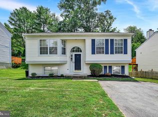 15 Heavrin Ct, Baltimore, MD 21236