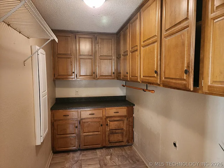 208 W 118th St S — Photo 8