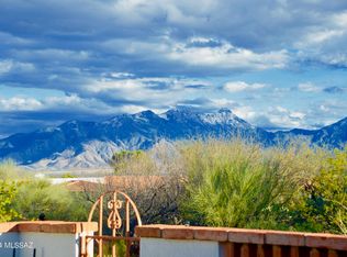 471 W Camino Del Poso, Green Valley, AZ 85614