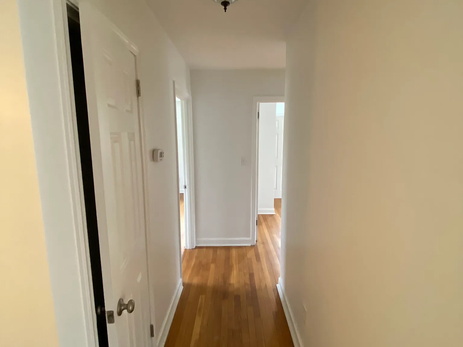 3 bed, $950 — Photo 1