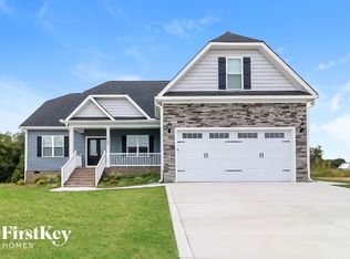 102 Muscadine Way, Smithfield, NC 27577