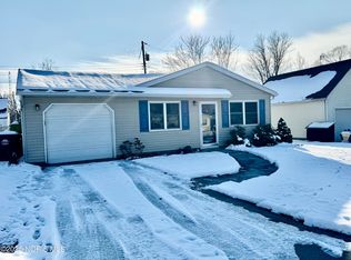 905 Hees Ct, Defiance, OH 43512