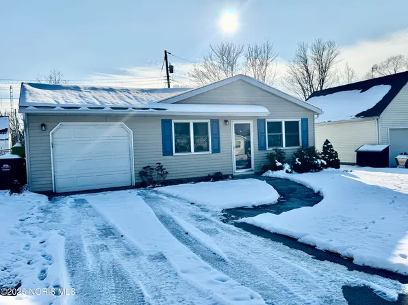 905 Hees Ct, Defiance, OH 43512