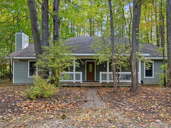 12961 Crestview Dr, Sawyer, MI 49125