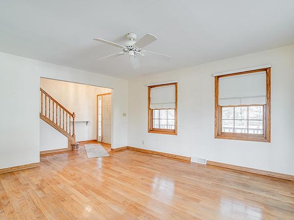 5th image of 715 12th STREET